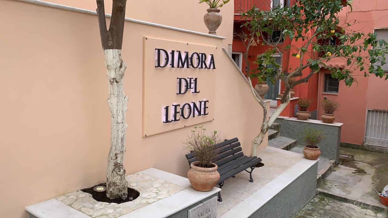 Dimora Del Leone Gaeta Acomodação com café da manhã Exterior foto