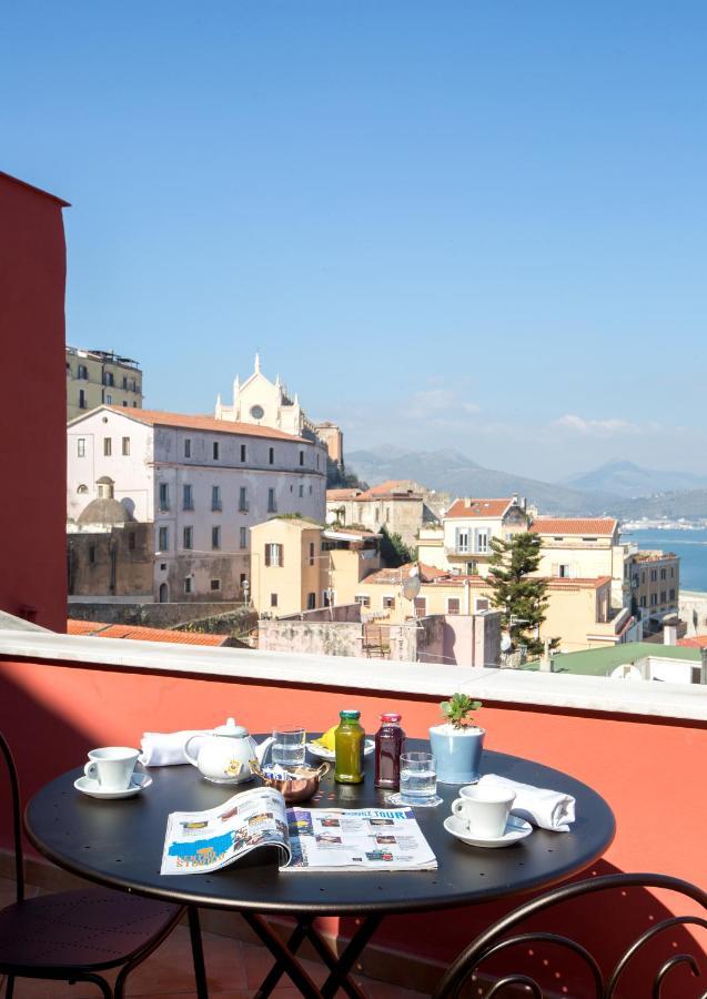 Dimora Del Leone Gaeta Acomodação com café da manhã Exterior foto